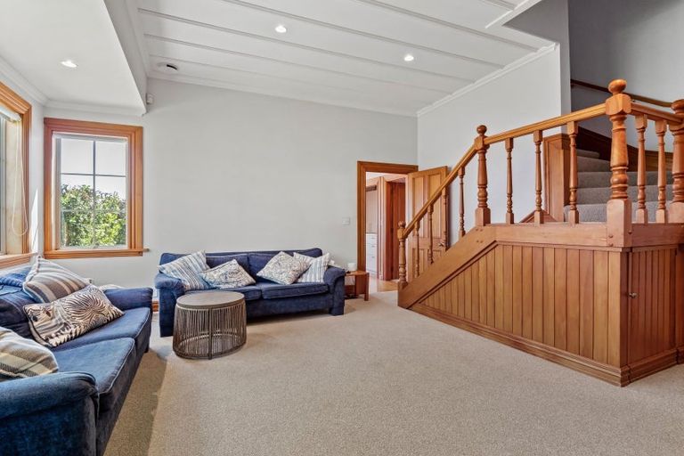 Photo of property in 123 Karewa Parade, Papamoa Beach, Papamoa, 3118