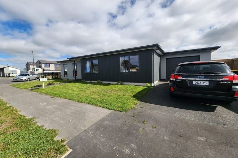 Photo of property in 14 Clontarf Lane, Belfast, Christchurch, 8051