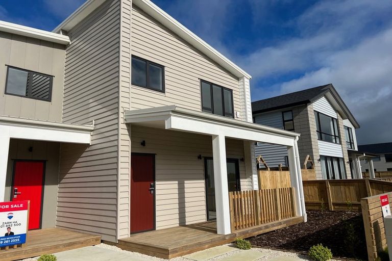 Photo of property in 80a Kahui Parade, Karaka, 2113