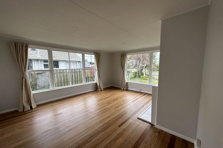 Photo of property in 5 Yeats Crescent, Fairfield, Hamilton, 3214