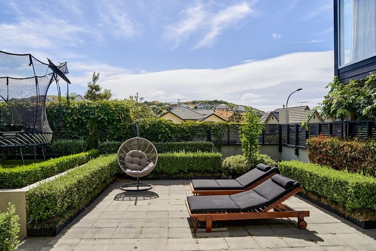 Photo of property in 51 Amesbury Drive, Churton Park, Wellington, 6037