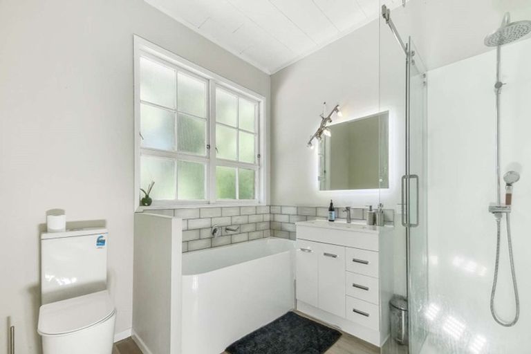 Photo of property in 5 Hector Place, Sunnybrook, Rotorua, 3015