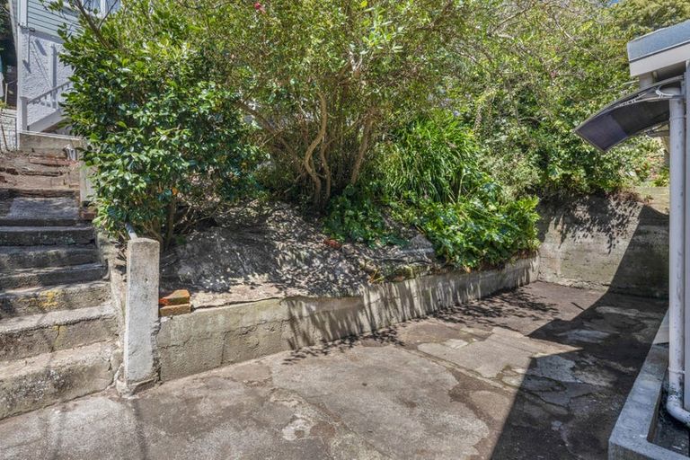 Photo of property in 145 Aro Street, Aro Valley, Wellington, 6021