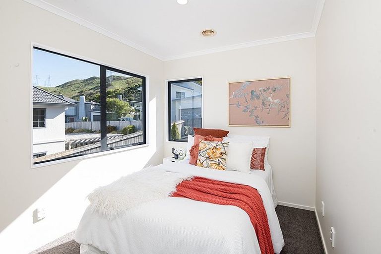 Photo of property in 65 Amesbury Drive, Churton Park, Wellington, 6037