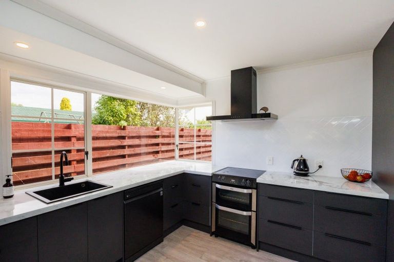 Photo of property in 10 Sandstrom Grove, Feilding, 4702