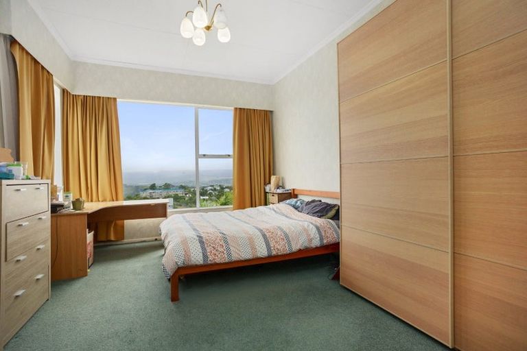 Photo of property in 9 Apuka Street, Brooklyn, Wellington, 6021