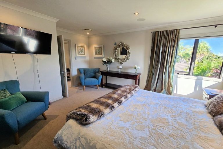 Photo of property in 21 Dressage Lane, Greenhithe, Auckland, 0632