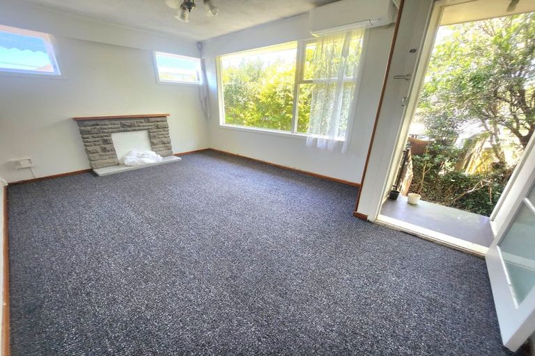 Photo of property in 105 Tidal Road, Mangere, Auckland, 2022