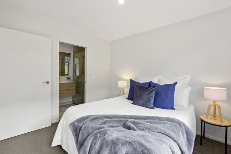 Photo of property in 21 Waterfowl Road, Jacks Point, Queenstown, 9371