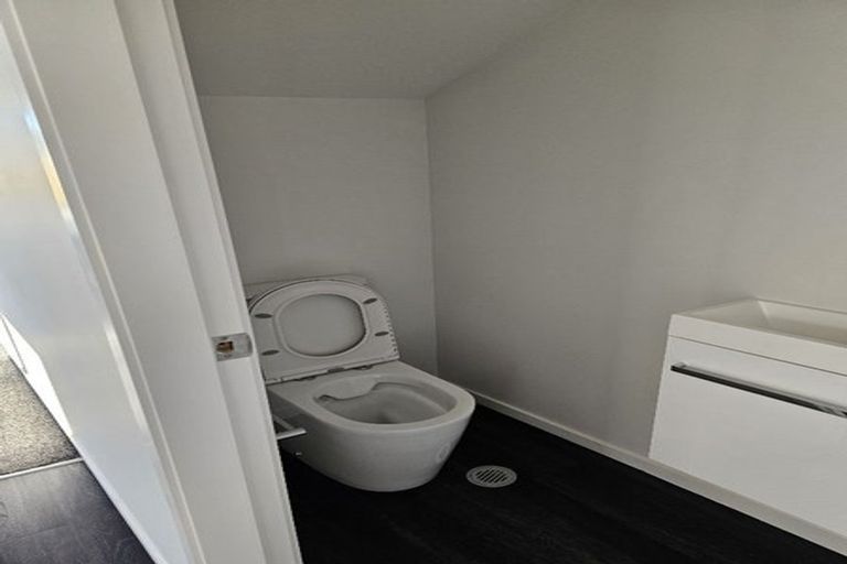 Photo of property in 1d Ingram Street, Naenae, Lower Hutt, 5011