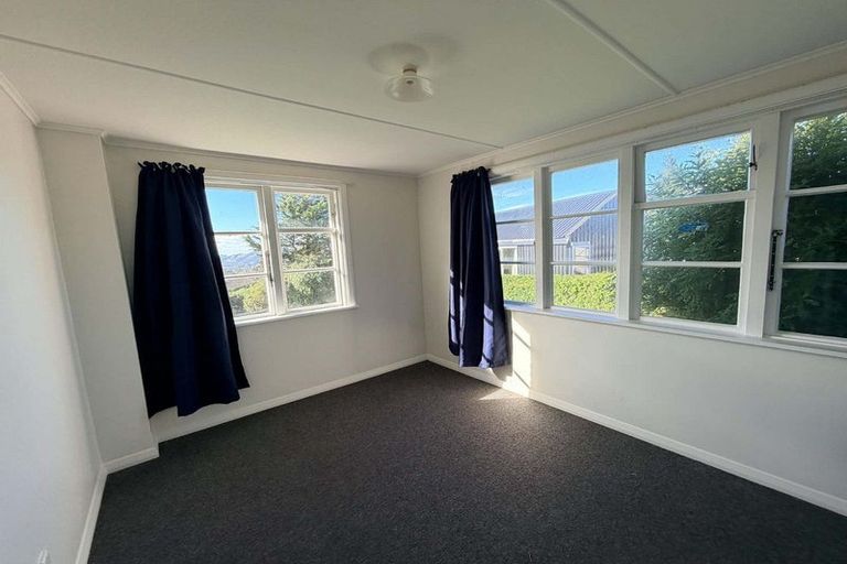 Photo of property in 7 Lincoln Street, Halfway Bush, Dunedin, 9010