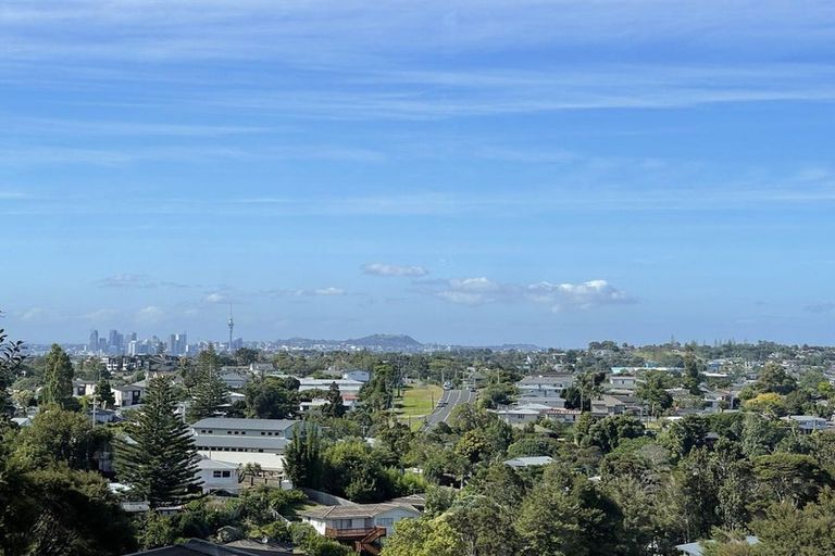 Photo of property in 10 Glendhu Road, Bayview, Auckland, 0629