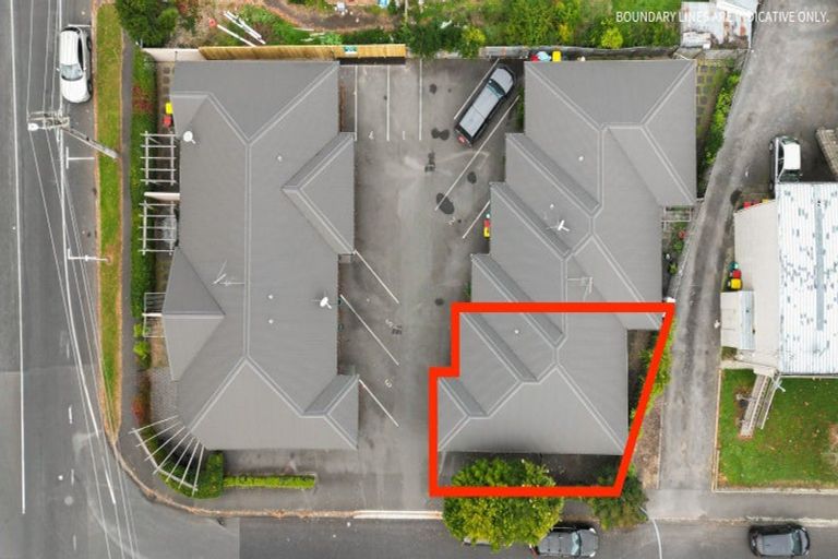 Photo of property in 1/240 Old Farm Road, Hillcrest, Hamilton, 3216
