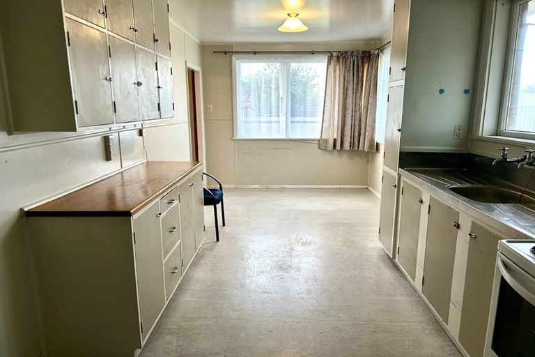 Photo of property in 5 Holyoake Crescent, Kawerau, 3127
