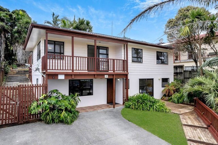 Photo of property in 10 Marco Place, Highland Park, Auckland, 2010