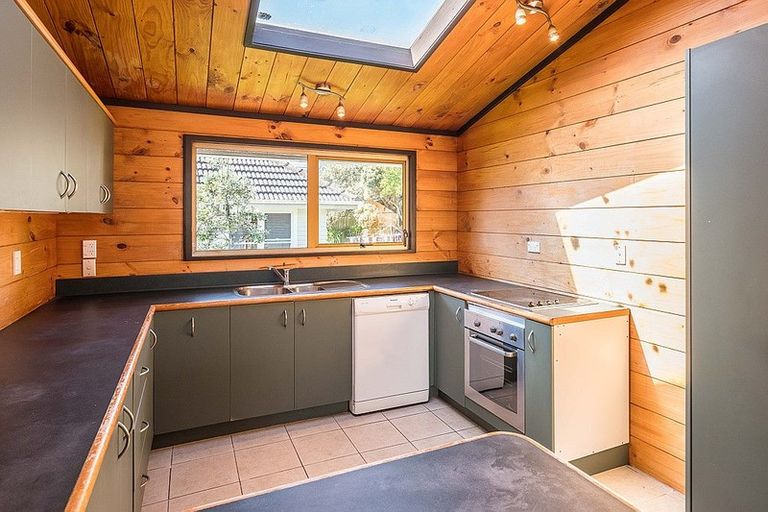 Photo of property in 64 Manly Street, Paraparaumu Beach, Paraparaumu, 5032