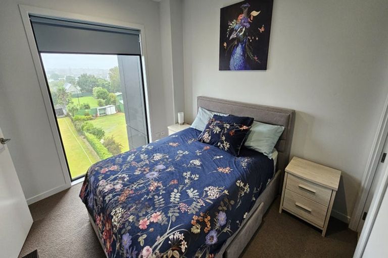 Photo of property in Frank Sargeson Apts, 204/74 Anzac Street, Takapuna, Auckland, 0622