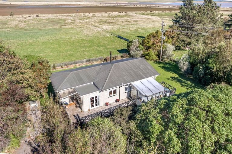Photo of property in 2890 Christchurch Akaroa Road, Prices Valley, Little River, 7591