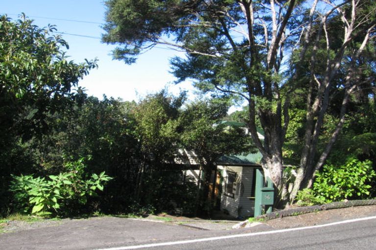 Photo of property in 56 Kopiko Road, Titirangi, Auckland, 0604