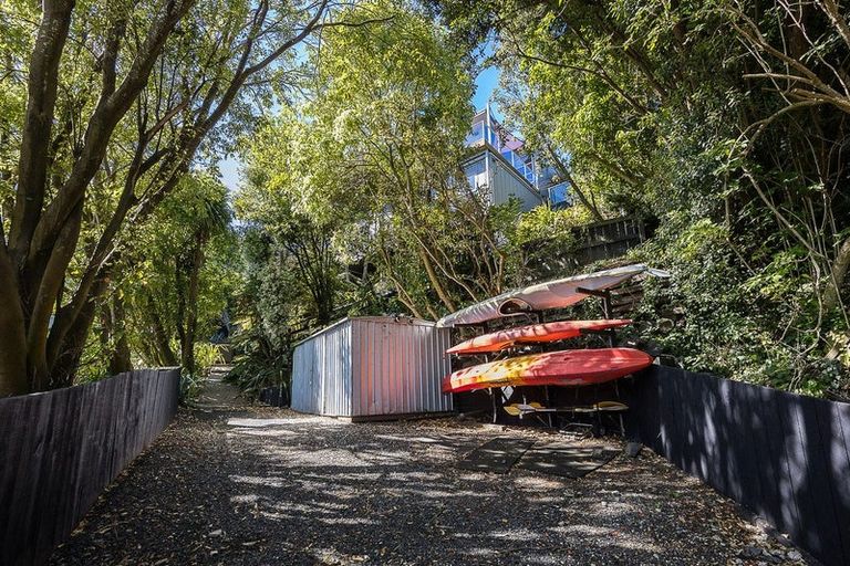 Photo of property in 8a Doon Street, Vauxhall, Dunedin, 9013