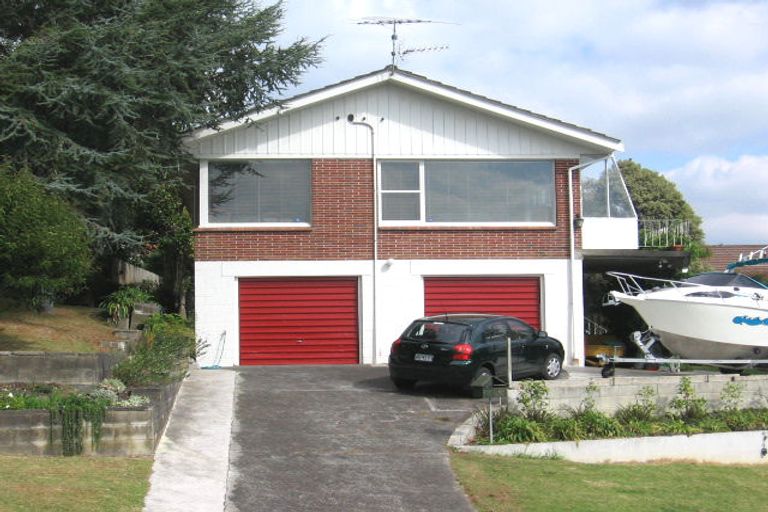Photo of property in 1/4 Glenwood Avenue, Birkenhead, Auckland, 0626