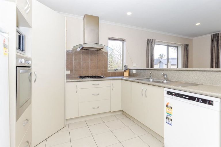 Photo of property in 5 Ravenscourt Place, Huntington, Hamilton, 3210