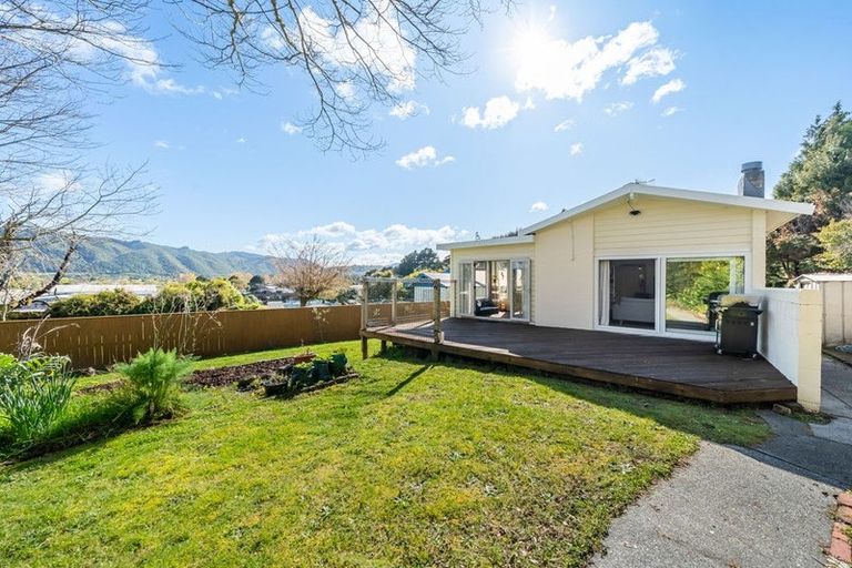 Photo of property in 78 Cruickshank Road, Clouston Park, Upper Hutt, 5018