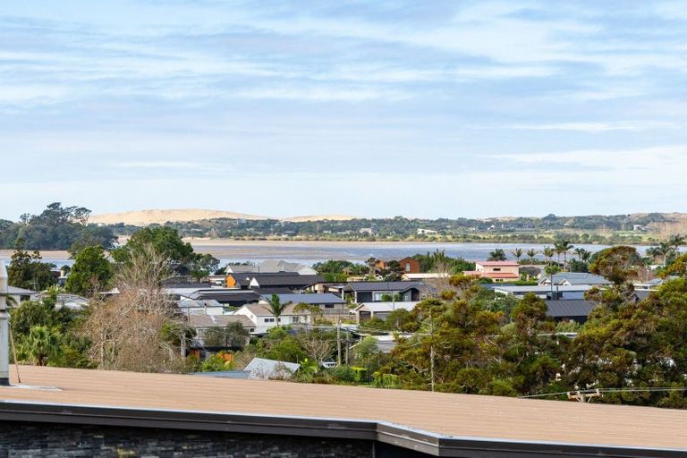 Photo of property in 7 Takahe Place, Mangawhai, 0505