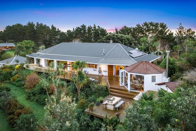 Photo of property in 107 Miller Way, Mahurangi East, Warkworth, 0982