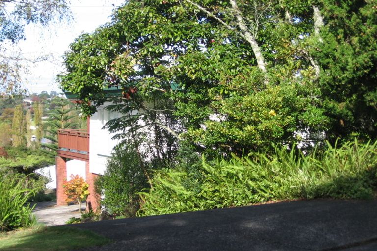 Photo of property in 192 Old Titirangi Road, Titirangi, Auckland, 0604