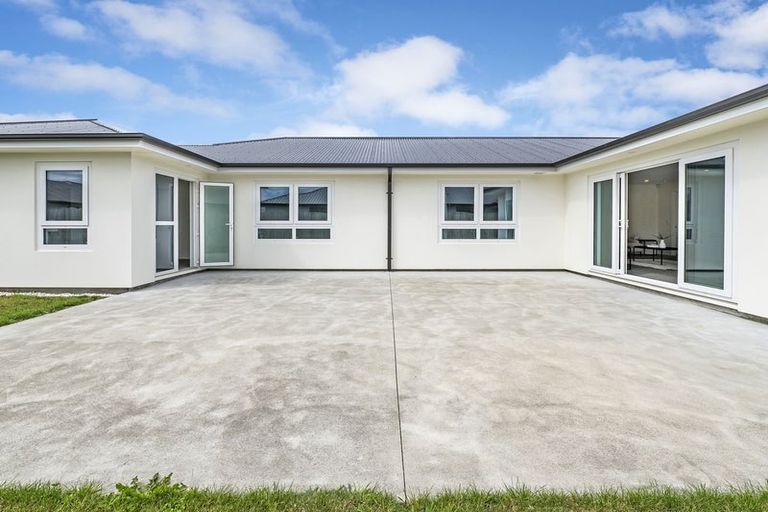 Photo of property in 19a Lewis Crescent, Rolleston, 7614