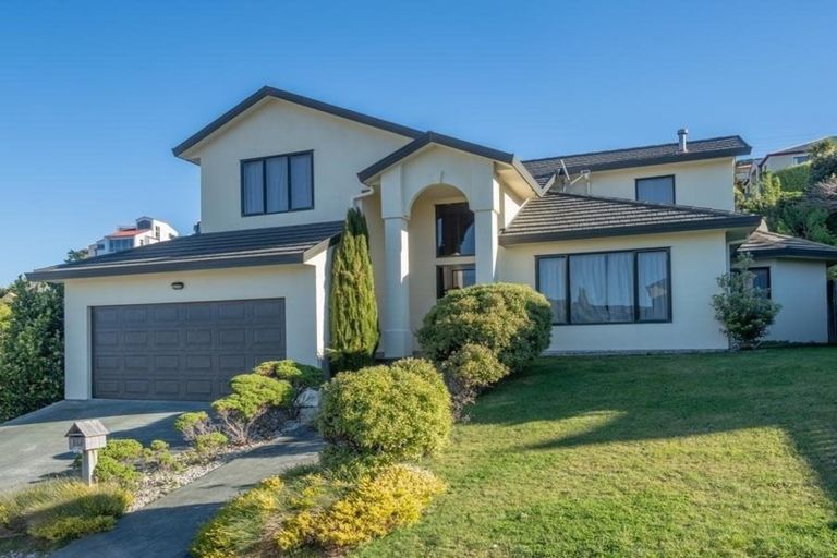 Photo of property in 39 Waverton Terrace, Churton Park, Wellington, 6037