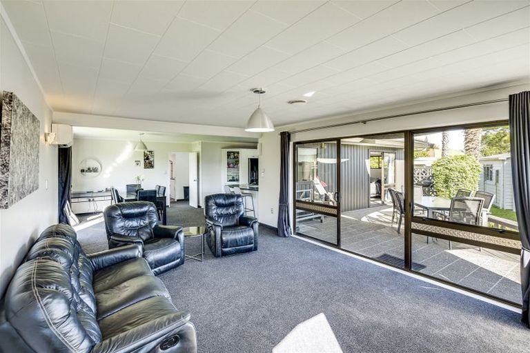 Photo of property in 26 Valerie Street, Clive, 4102