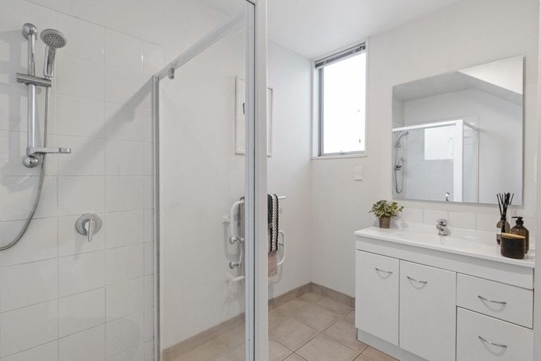 Photo of property in 1/1010 Colombo Street, St Albans, Christchurch, 8014