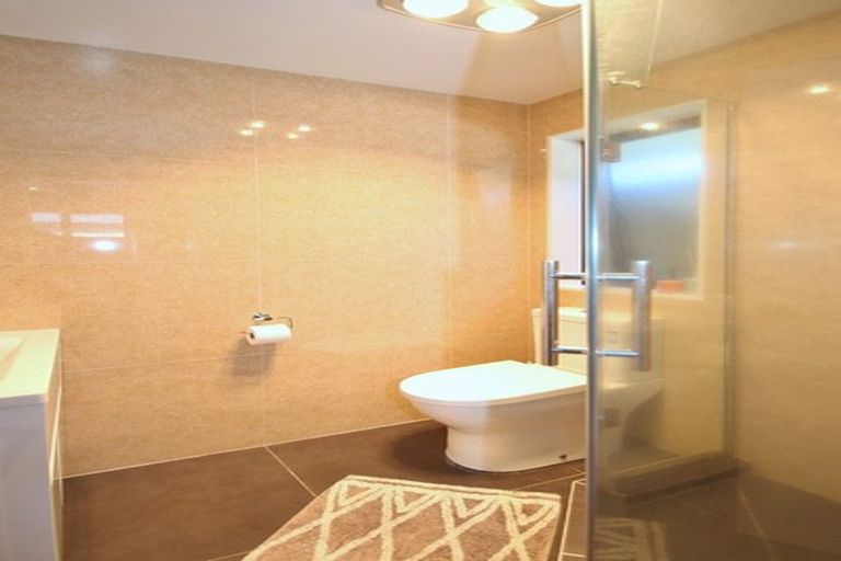 Photo of property in 1u5 Burrows Place, Frankton, Hamilton, 3204