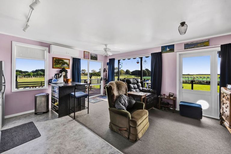 Photo of property in 239 Whakamara Road, Manutahi, Hawera, 4672