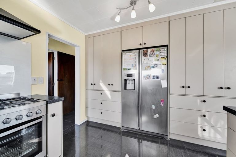 Photo of property in 5c Hunter Street, Hawera, 4610