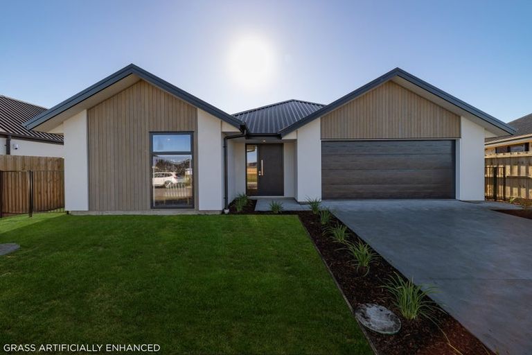 Photo of property in 10 Matamoe Drive, Halswell, Christchurch, 8025