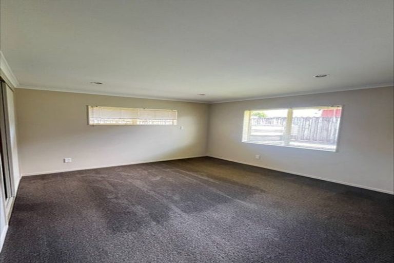 Photo of property in 40 Milson Drive, Papakura, 2110