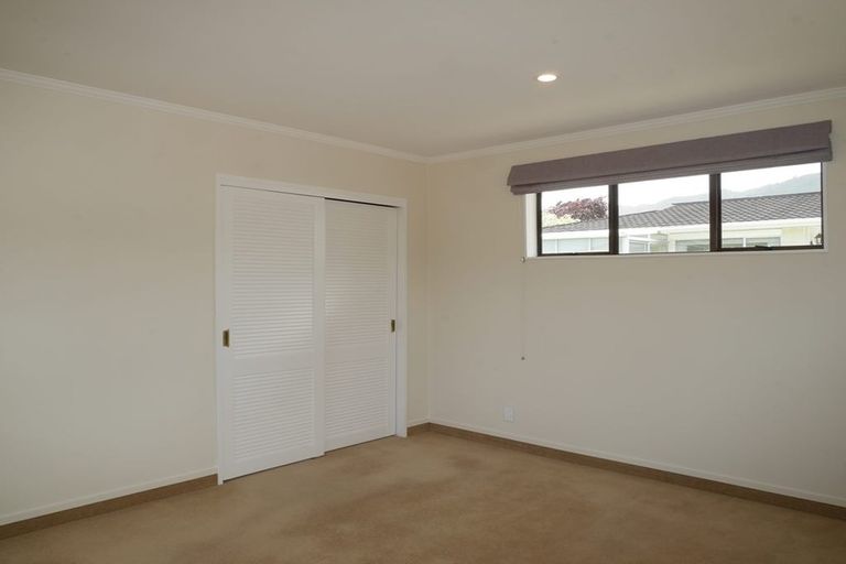 Photo of property in 63a Ngaio Road, Waikanae, 5036