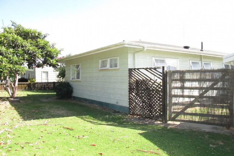 Photo of property in 97 Kitchener Street, Wairoa, 4108