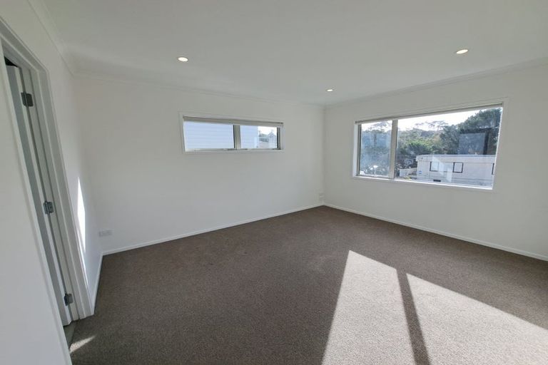 Photo of property in 37 Merriefield Avenue, Forrest Hill, Auckland, 0620