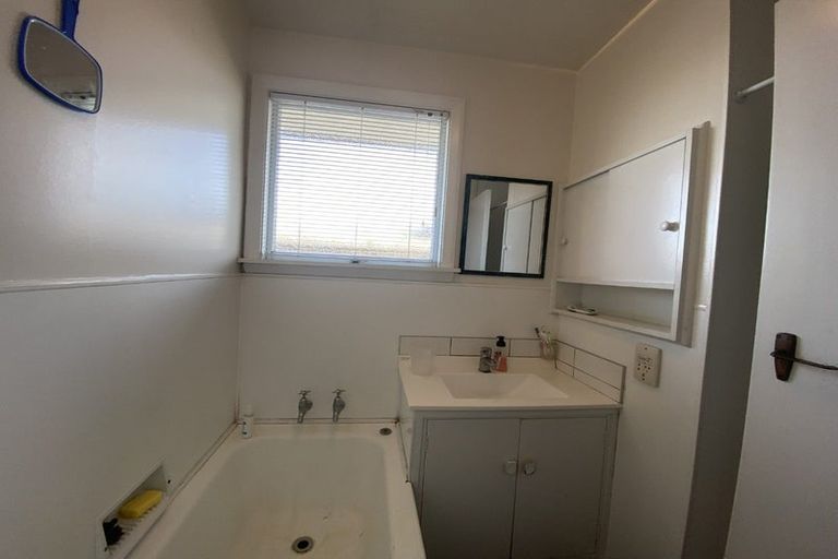 Photo of property in 19a Kauri Street, Riccarton, Christchurch, 8041