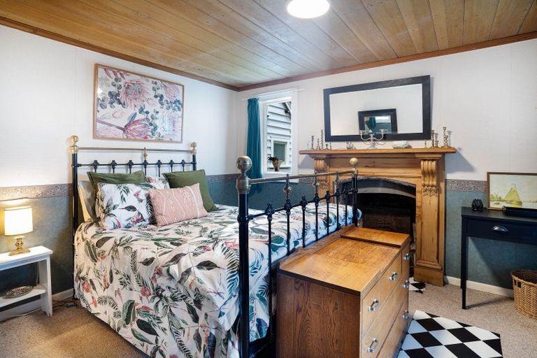 Photo of property in 129 Main Street, Greytown, 5712