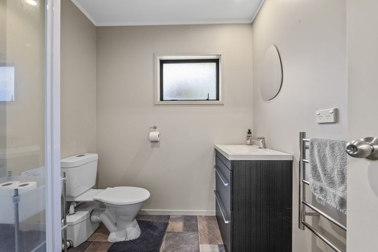 Photo of property in 18 Mccarthy Street, Hawera, 4610