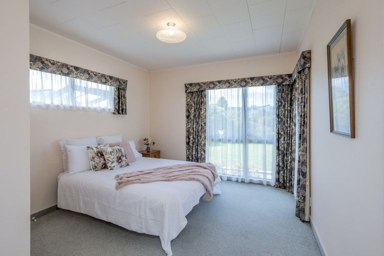Photo of property in 17 Avon Street, Levin, 5510