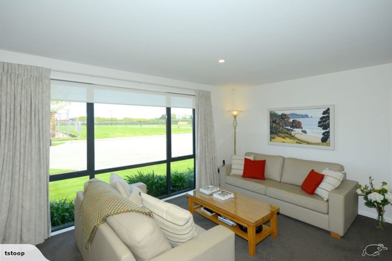 Photo of property in 84 Rannoch Drive, Broomfield, Christchurch, 8042