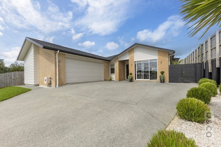 Photo of property in 14 Dinning Road, Riverhead, 0820