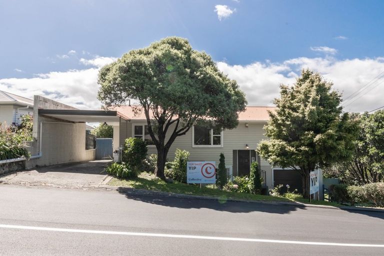 Photo of property in 18 Elliott Street, Johnsonville, Wellington, 6037