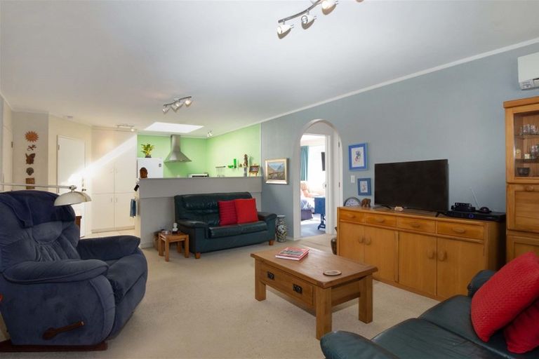 Photo of property in 3/76 Seymour Street, Blenheim, 7201